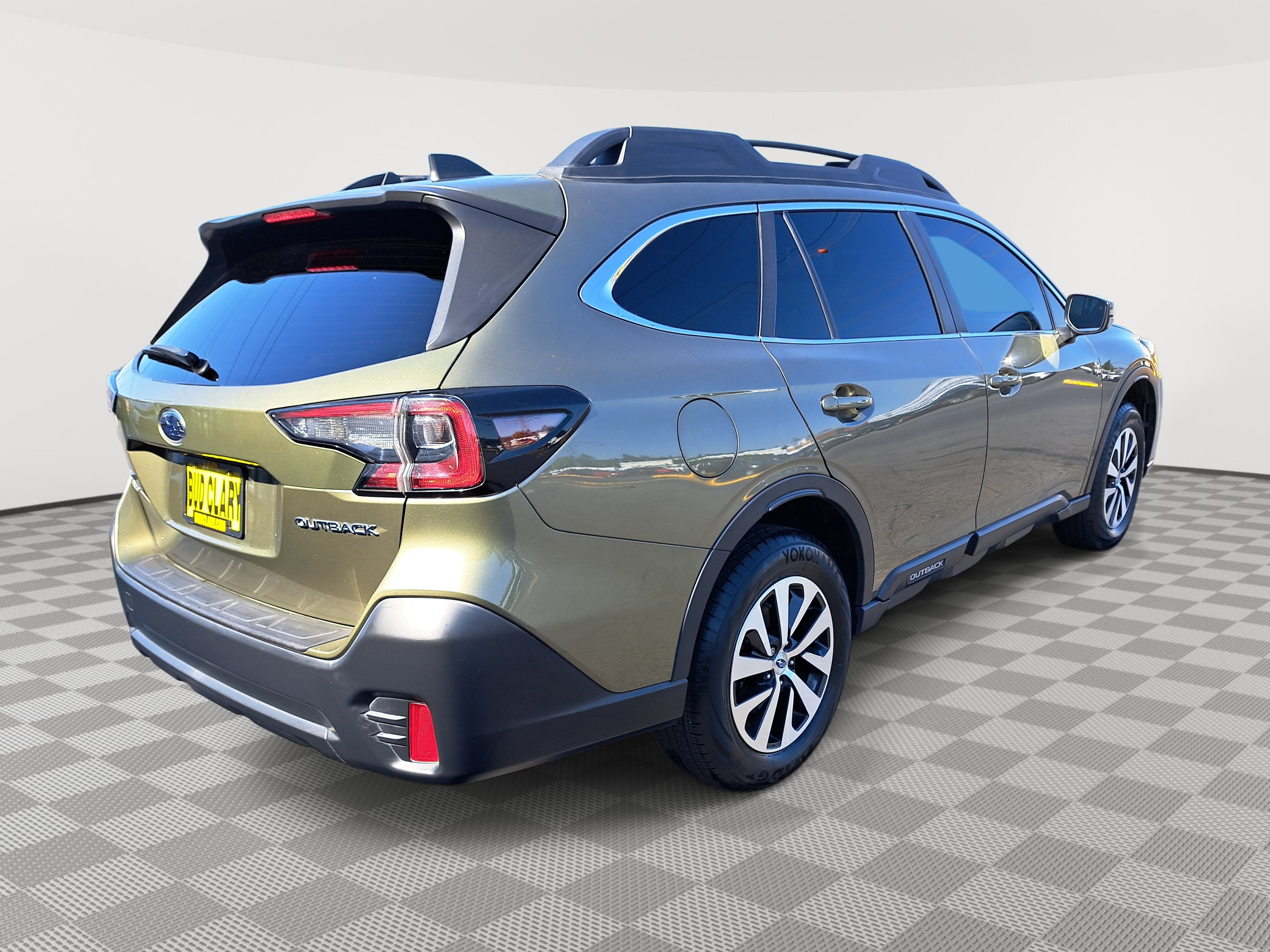 2021 Subaru Outback Premium photo 2
