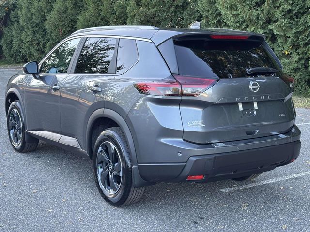 2026 Nissan Rogue SV photo 5
