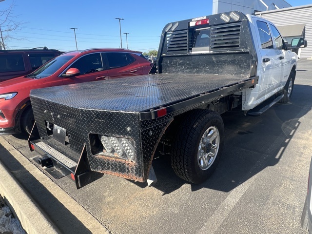 2022 Ram 2500 Tradesman photo 2