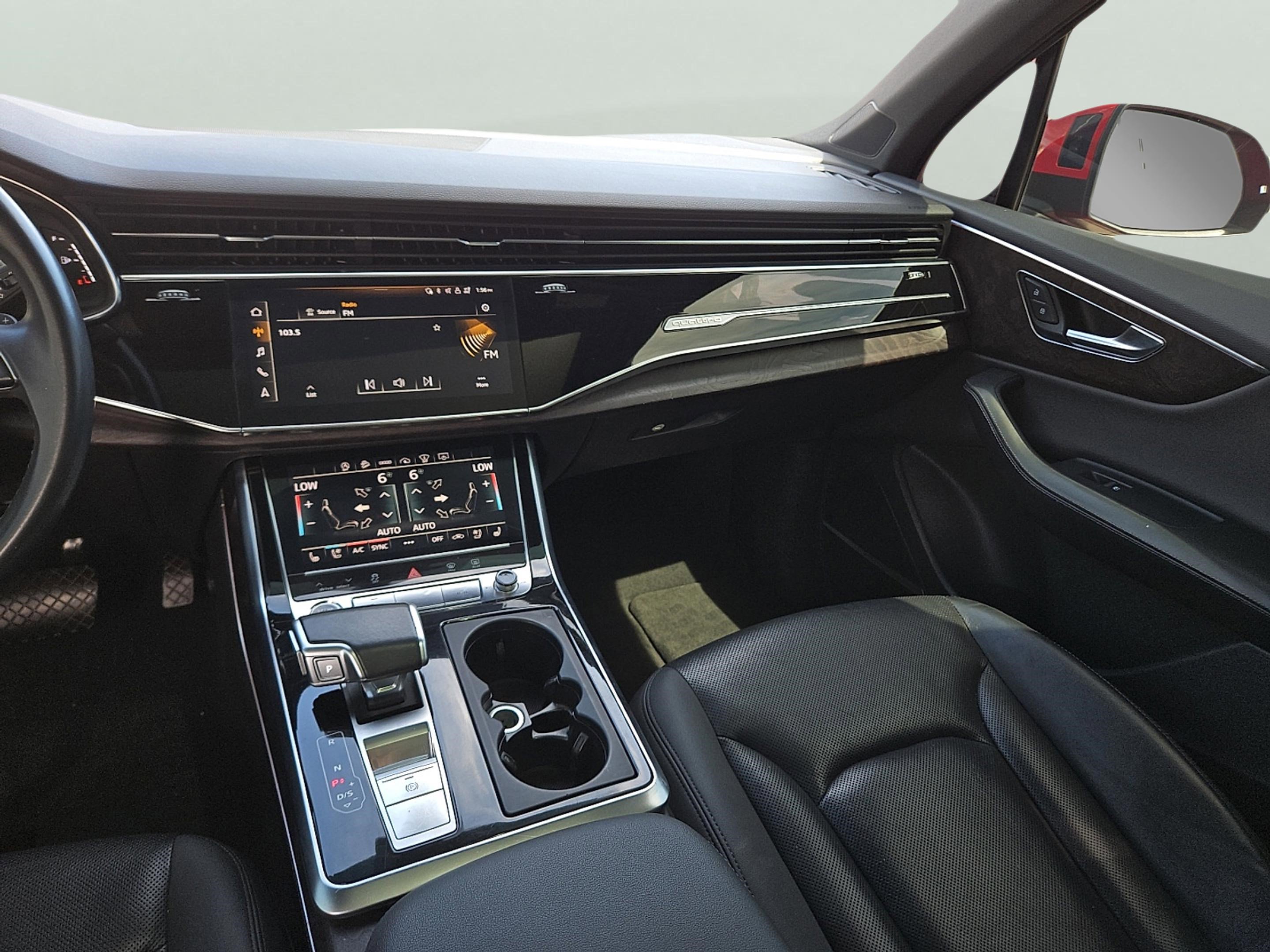 2021 Audi Q7 55 Prestige photo 13