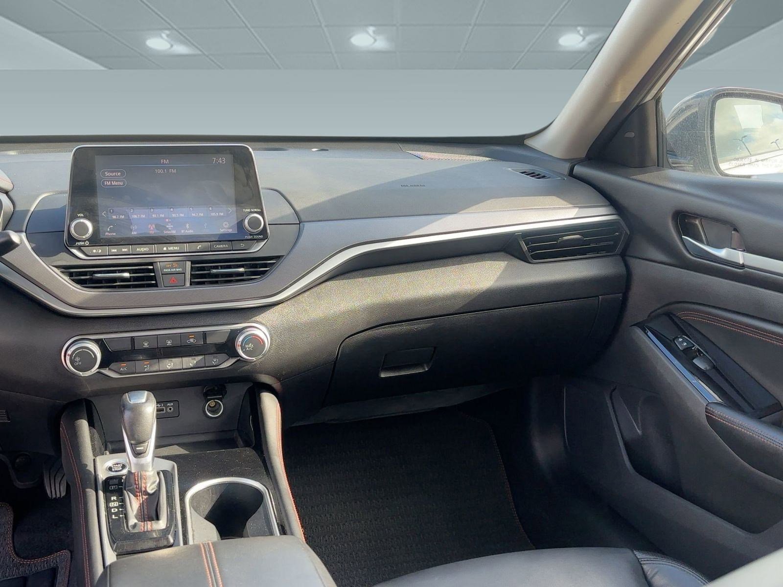 2023 Nissan Altima 2.5 SR photo 24