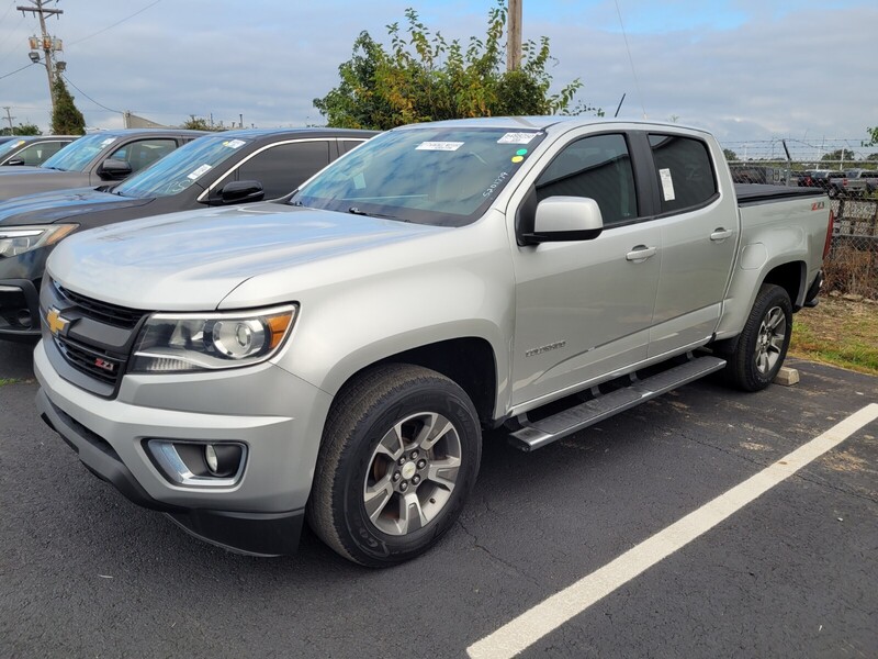 2016 Chevrolet Colorado Z71 photo 3