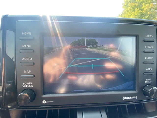 2021 Toyota RAV4 XLE photo 7