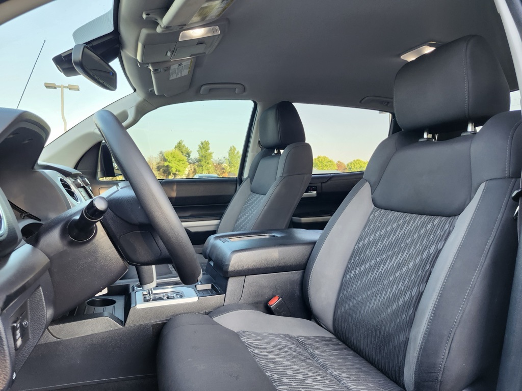 2019 Toyota Tundra SR5 photo 9