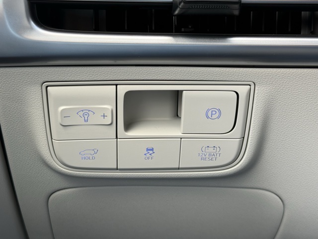 2025 Hyundai Tucson Hybrid Limited photo 28