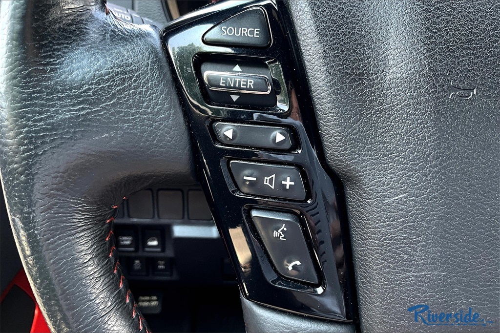2023 Nissan Frontier PRO-4X photo 11