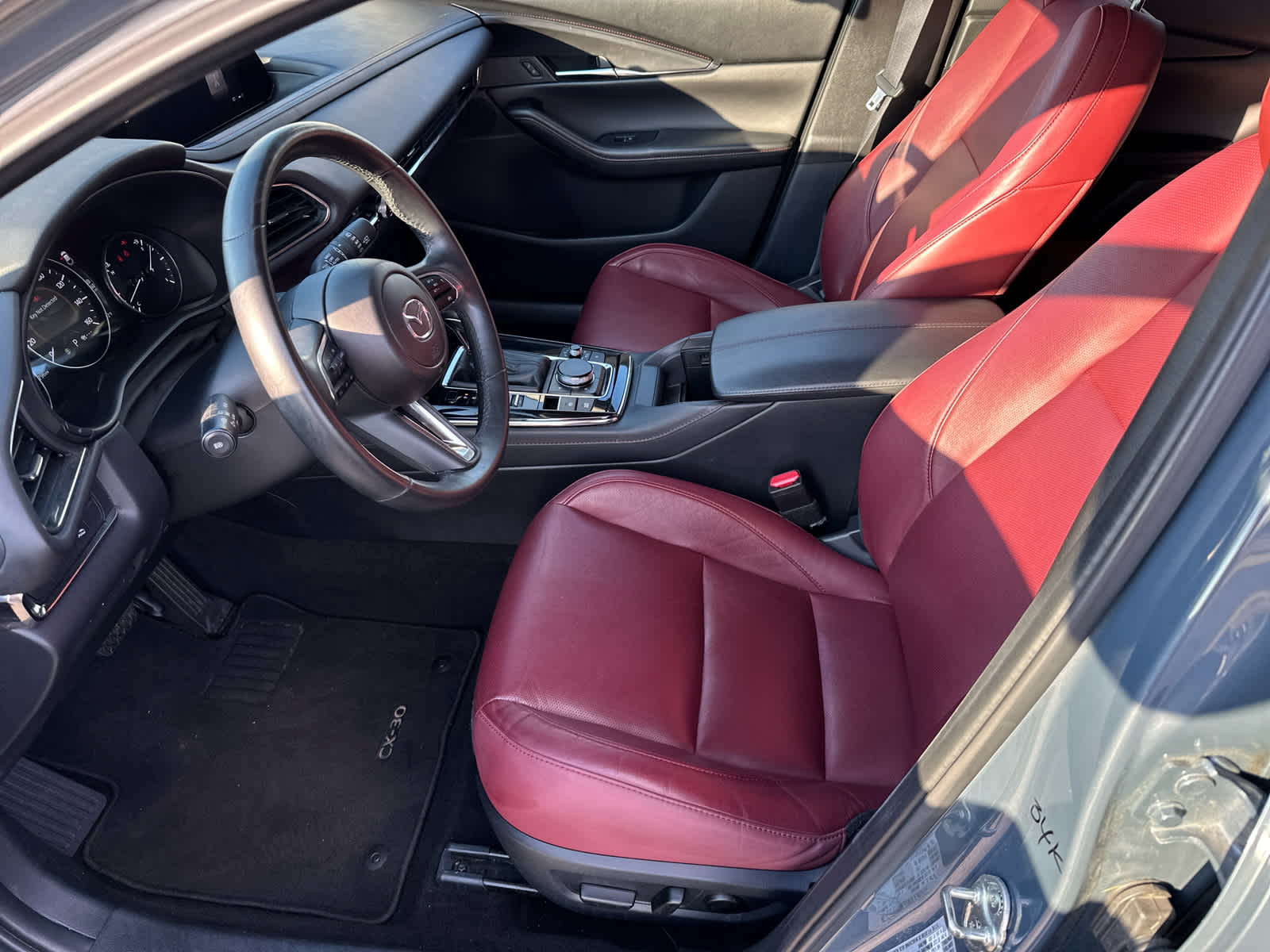 2024 Mazda CX-30 2.5 S Carbon photo 9