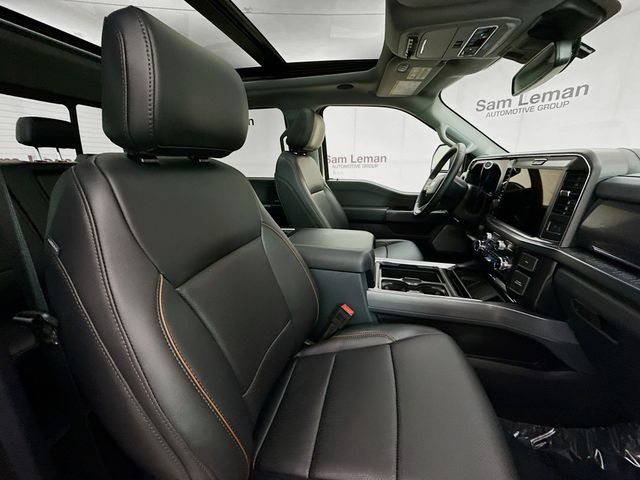 2025 Ford F-250 Lariat photo 28