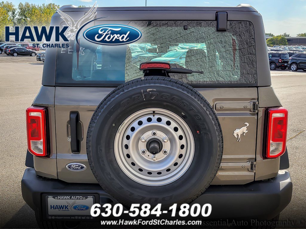 2025 Ford Bronco Base photo 4