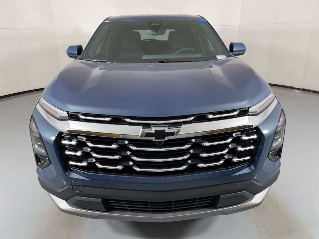 2026 Chevrolet Equinox LT photo 4