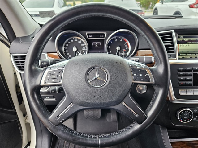 2014 Mercedes Benz GL 550 photo 26