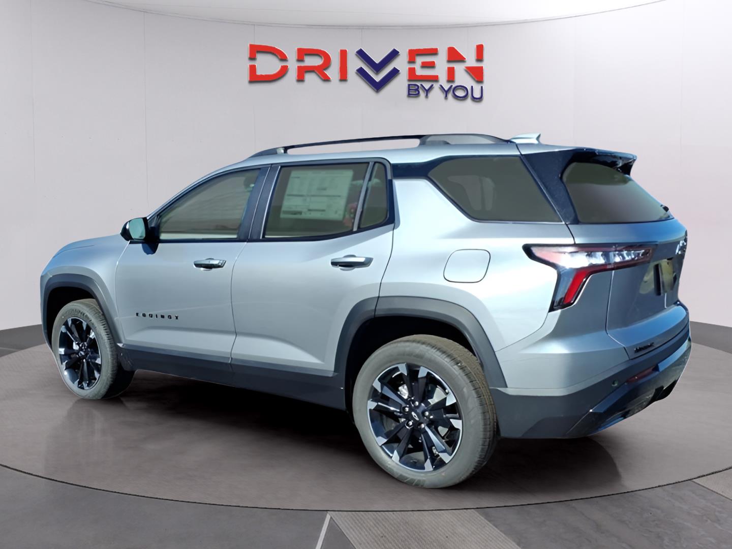 2026 Chevrolet Equinox RS photo 3