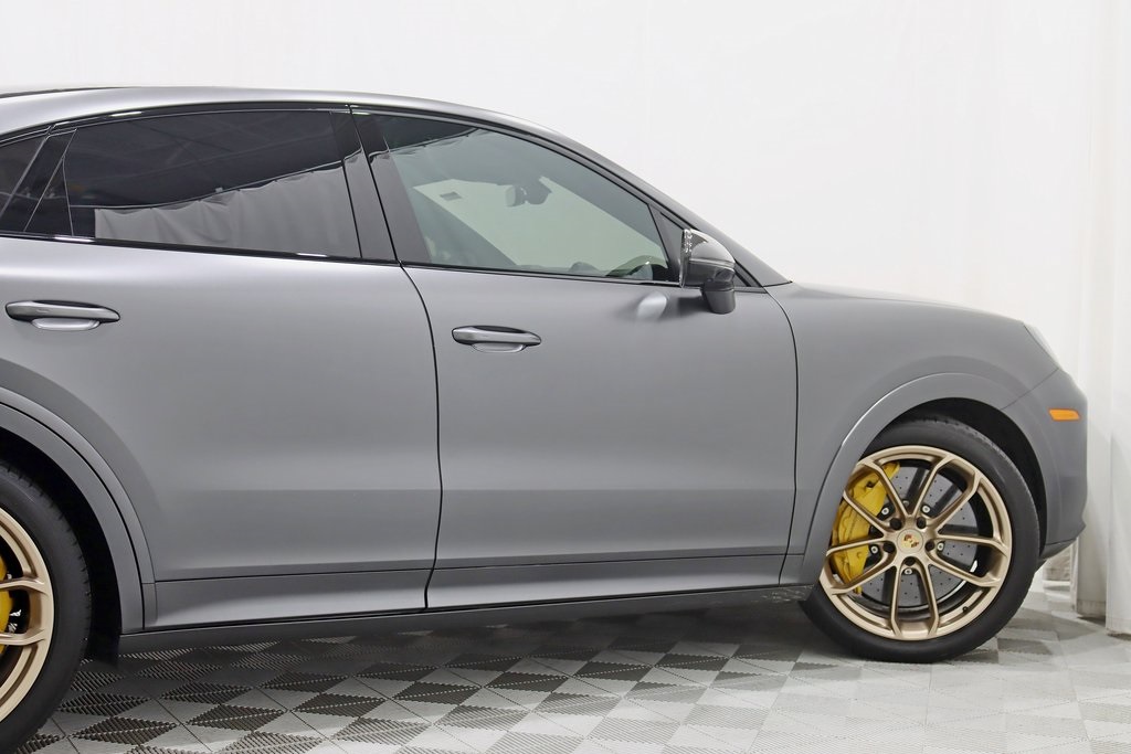 2024 Porsche Cayenne Coupe S photo 10