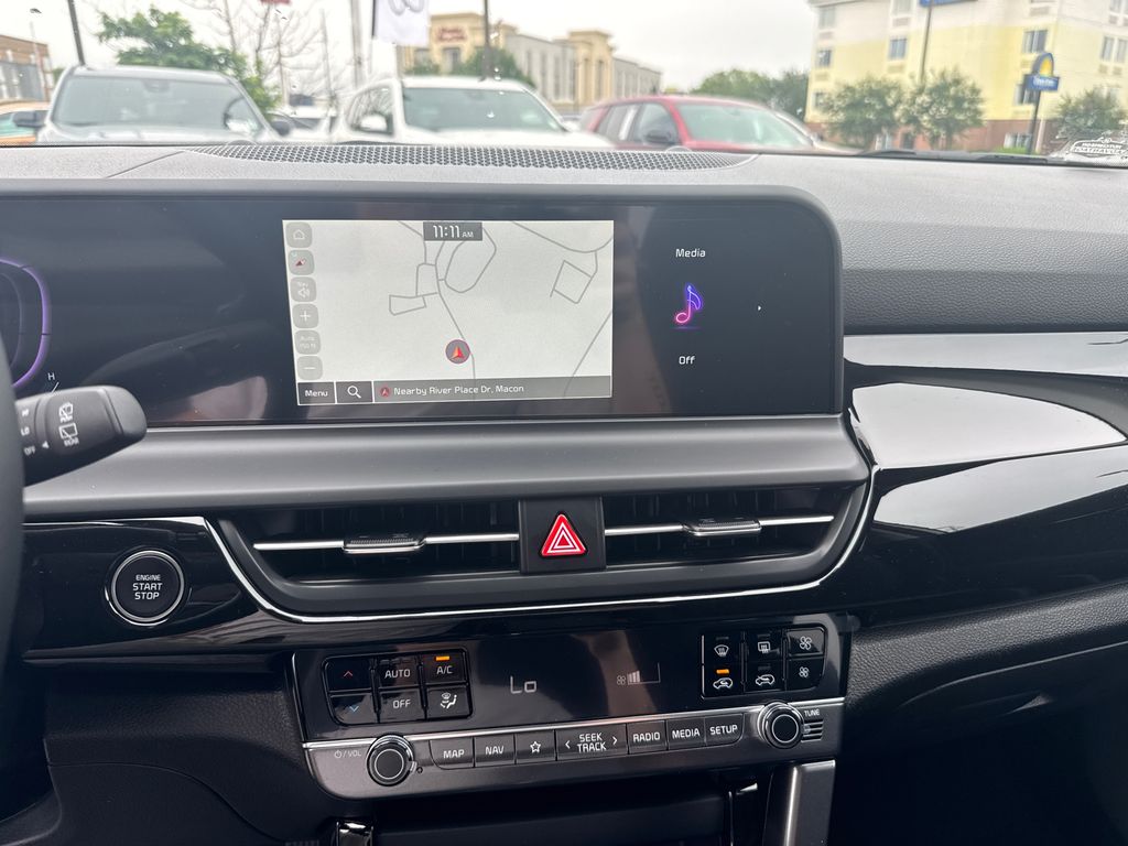 2025 Kia Seltos S photo 28