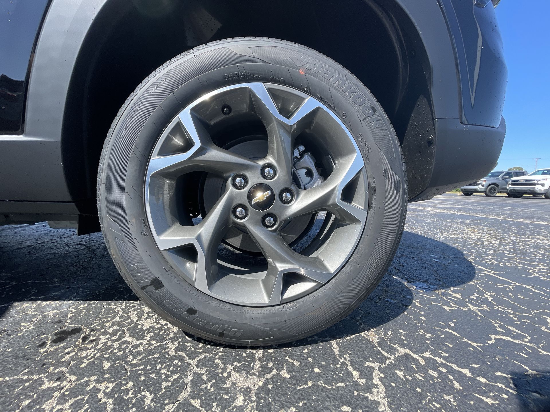 2025 Chevrolet Trax LT photo 57