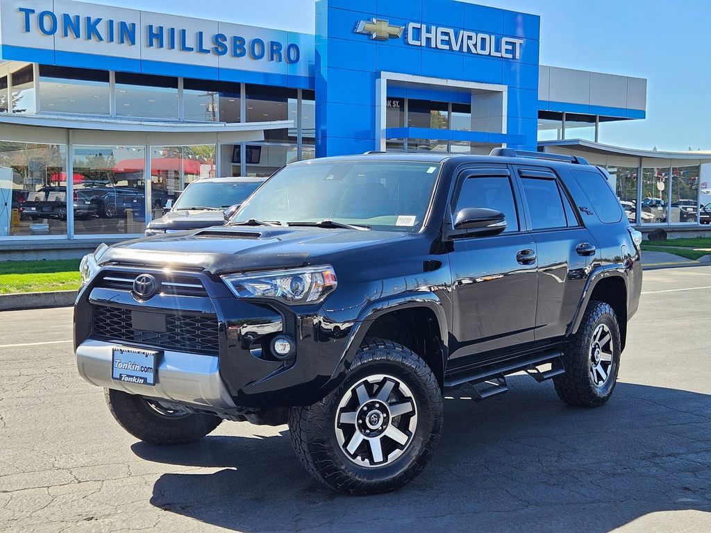 2021 Toyota 4Runner TRD Off-Road Premium photo 2