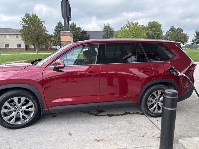 2024 Toyota Grand Highlander Limited's photo