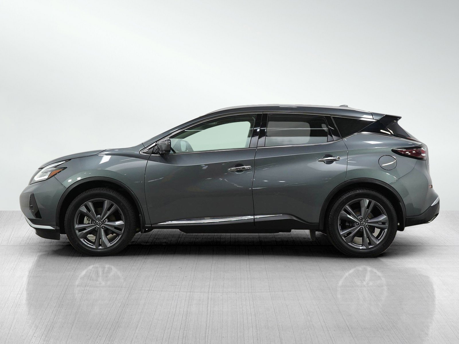 Used 2020 Nissan Murano Platinum with VIN 5N1AZ2DS5LN162677 for sale in Burnsville, Minnesota