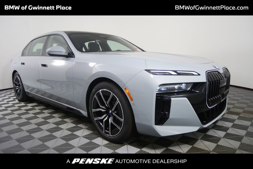 2026 BMW 7 Series 740's photo