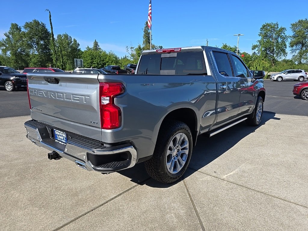 2025 Chevrolet Silverado 1500 LTZ photo 5