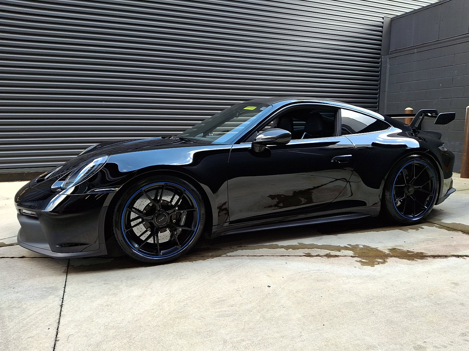 2022 Porsche 911 GT3 photo 2