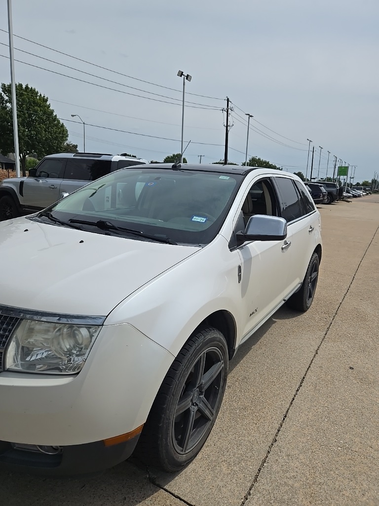 Used 2010 Lincoln MKX Base with VIN 2LMDJ6JC2ABJ19002 for sale in Plano, TX