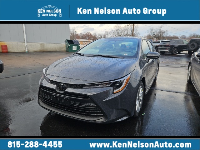 2026 Toyota Corolla LE's photo