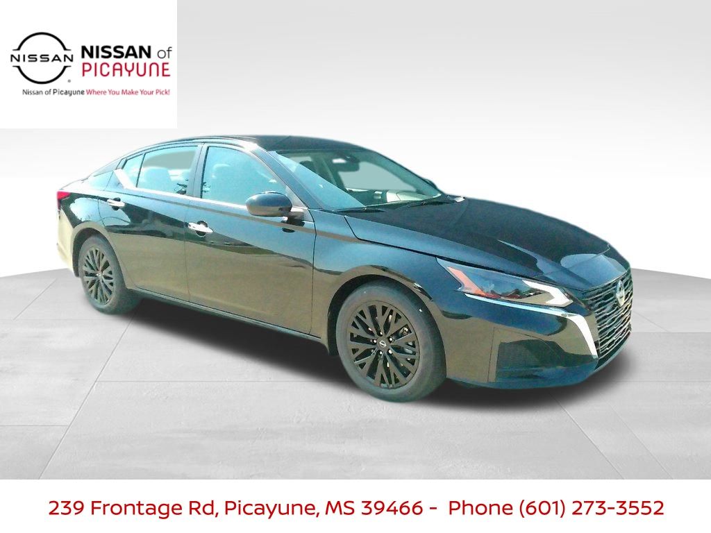 2025 Nissan Altima SV's photo