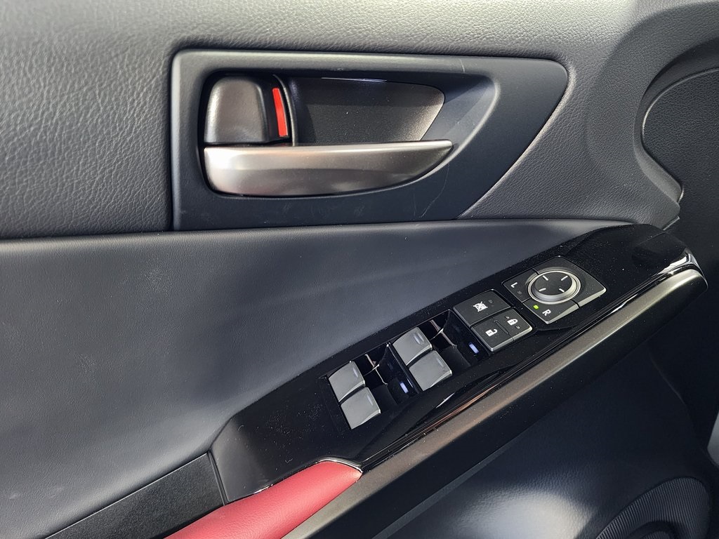 2025 Lexus IS 300 photo 12