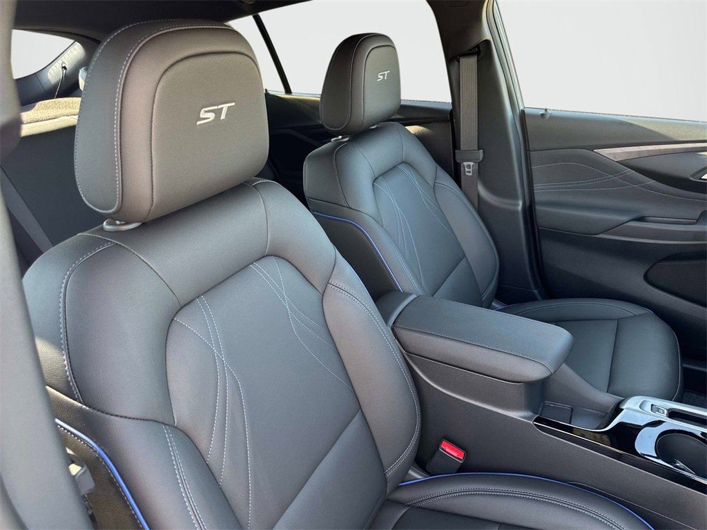 2025 Buick Envista ST photo 17