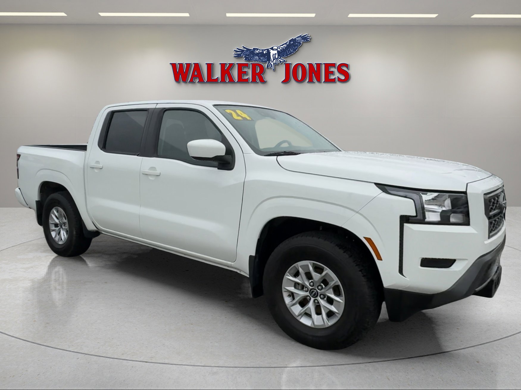 2024 Nissan Frontier SV's photo