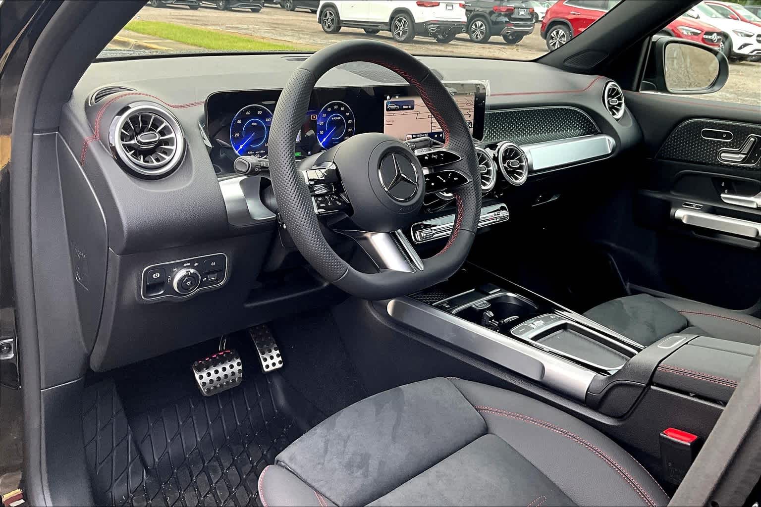 2024 Mercedes Benz EQB 300 4MATIC photo 9