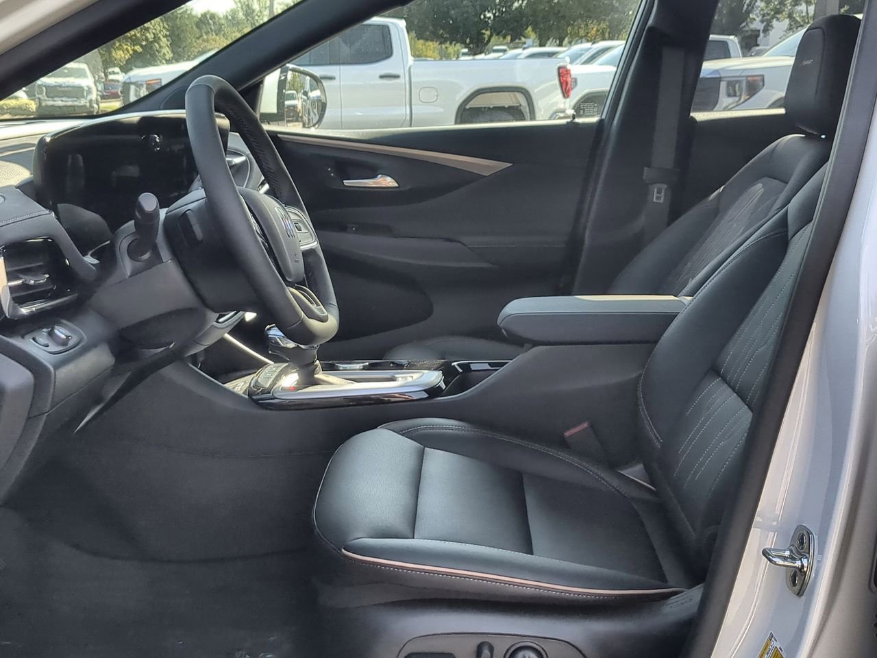 2025 Buick Envista Avenir photo 18