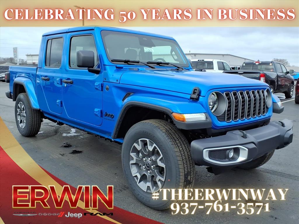 2026 Jeep Gladiator Sahara's photo