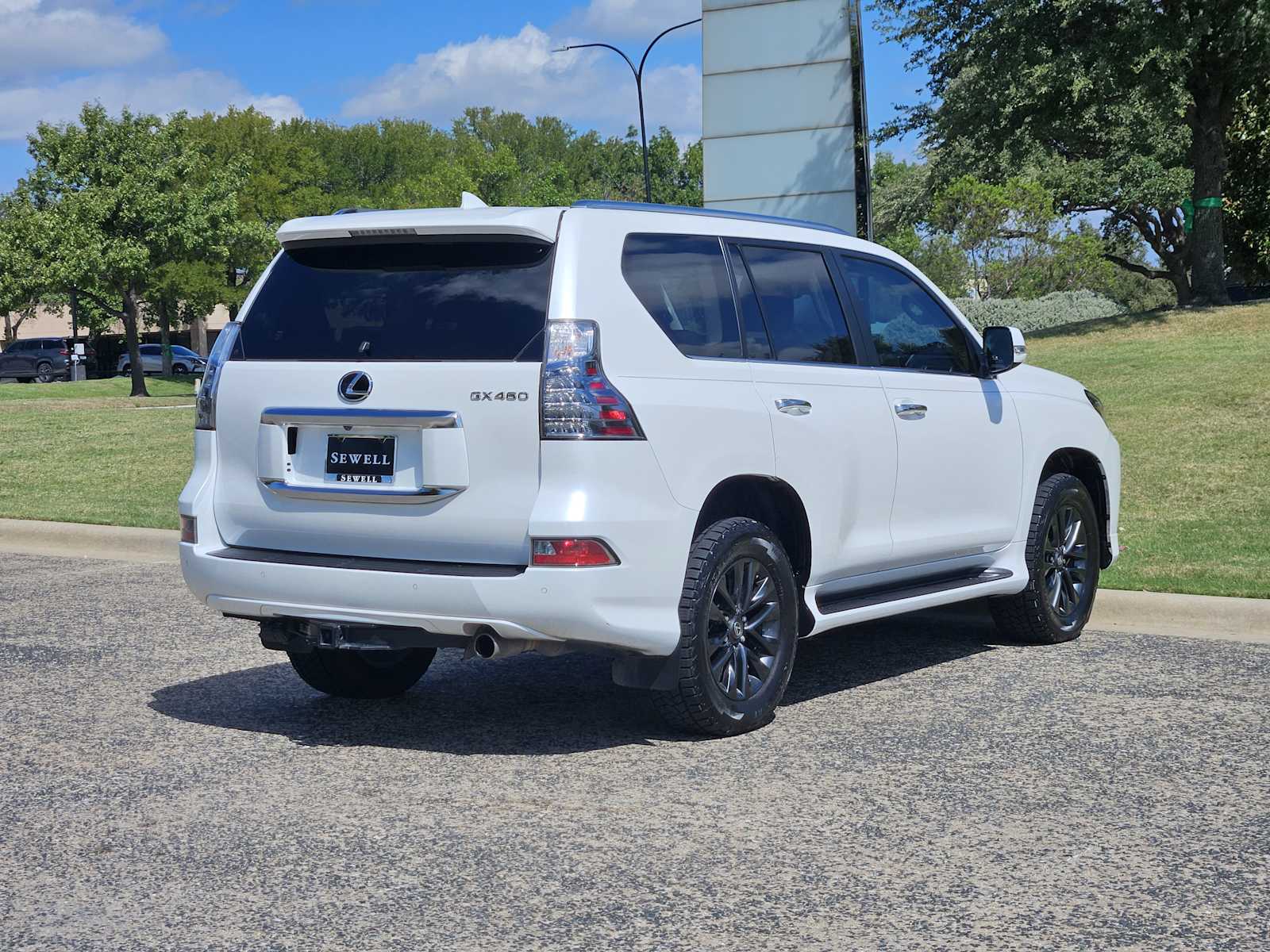 2021 Lexus GX 460 Premium photo 3
