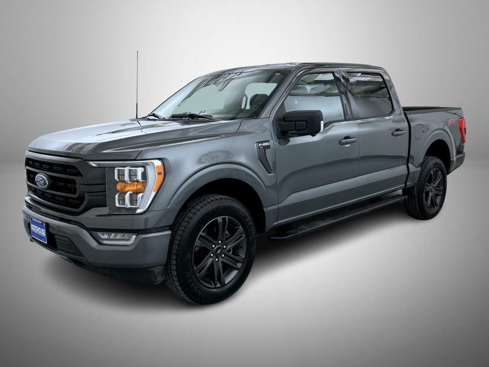 2023 Ford F-150 XLT's photo