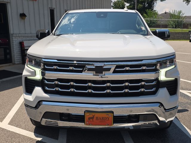2023 Chevrolet Silverado 1500 LTZ photo 8