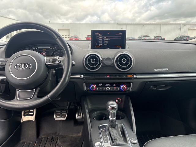 2015 Audi A3 2.0T Premium Plus photo 11