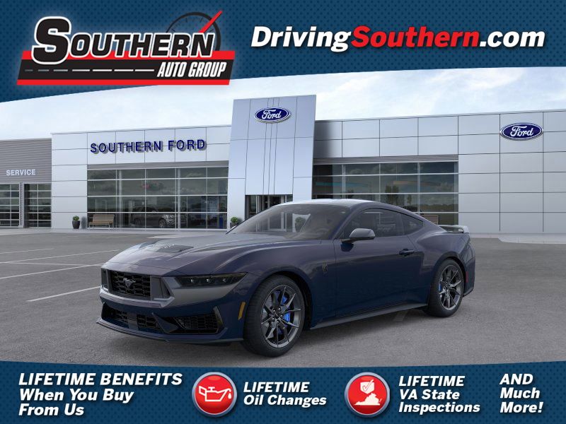 2026 Ford Mustang Dark Horse's photo