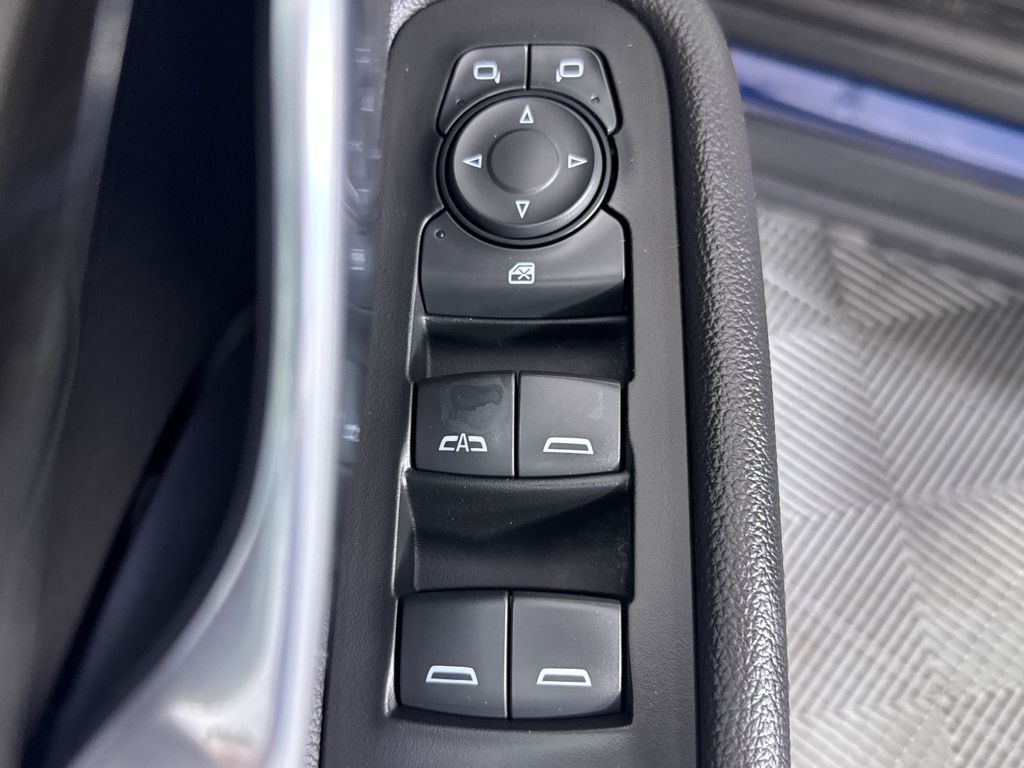 2022 Gmc Terrain SLE photo 34