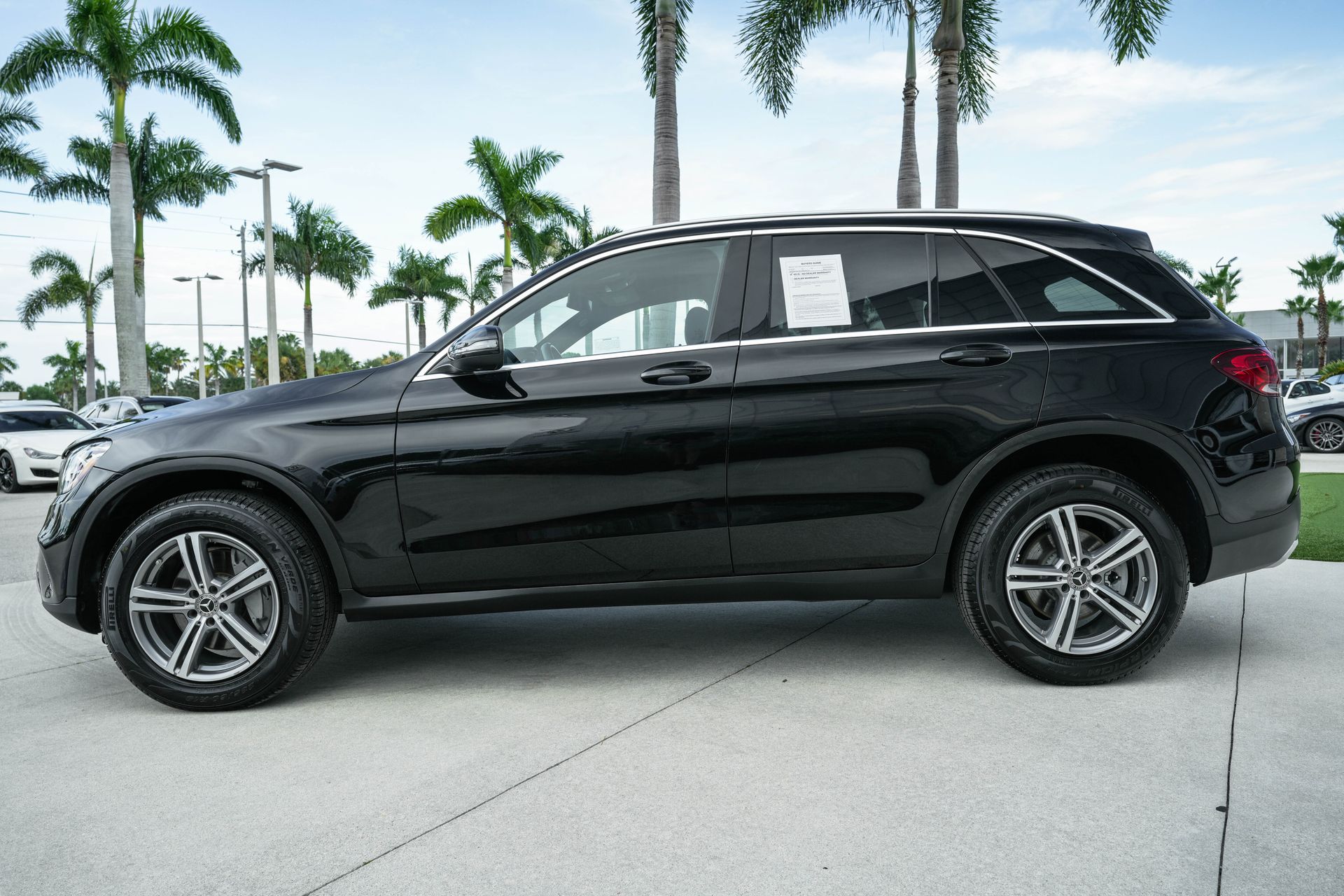2020 Mercedes Benz GLC 300 photo 4