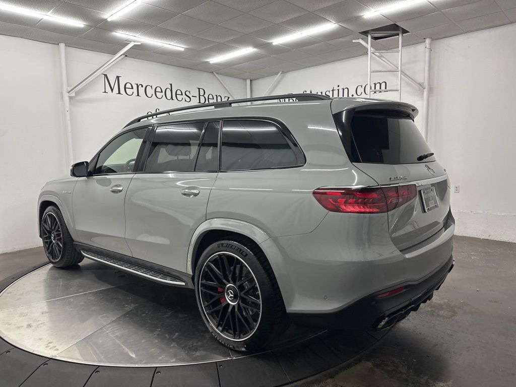 2026 Mercedes Benz GLS AMG 63 4MATIC photo 4