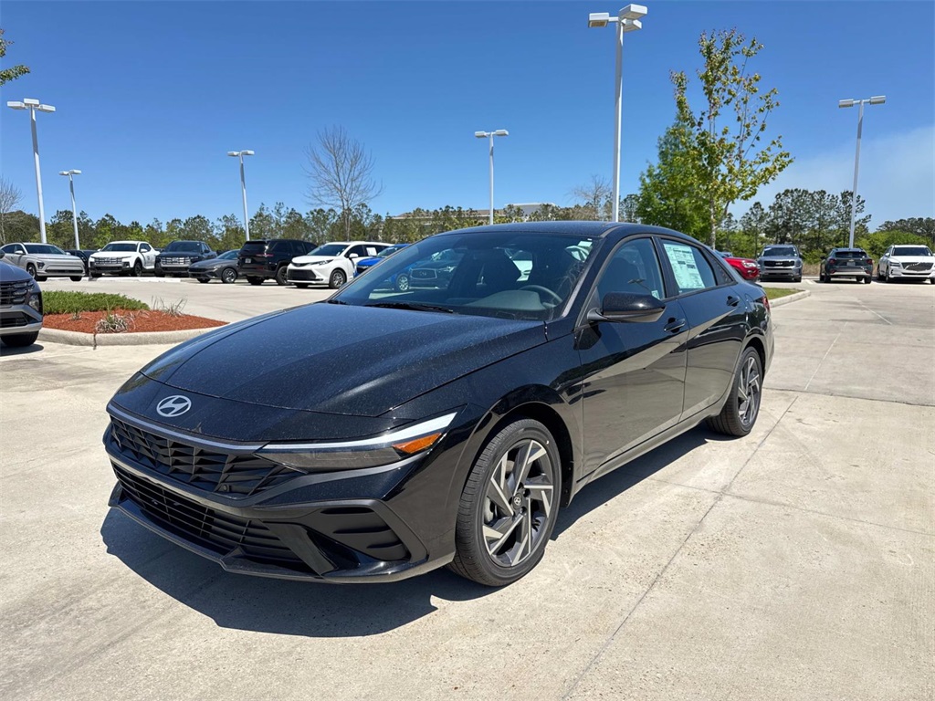 2025 Hyundai Elantra Blue's photo