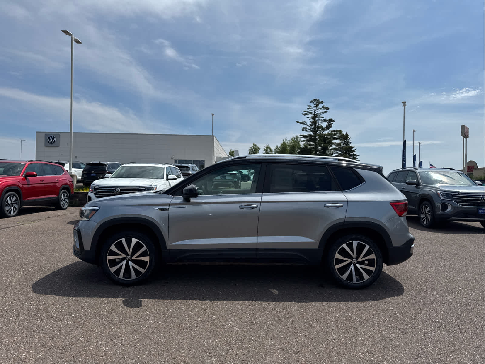 Certified 2023 Volkswagen Taos SE with VIN 3VVNX7B26PM323616 for sale in Hermantown, Minnesota