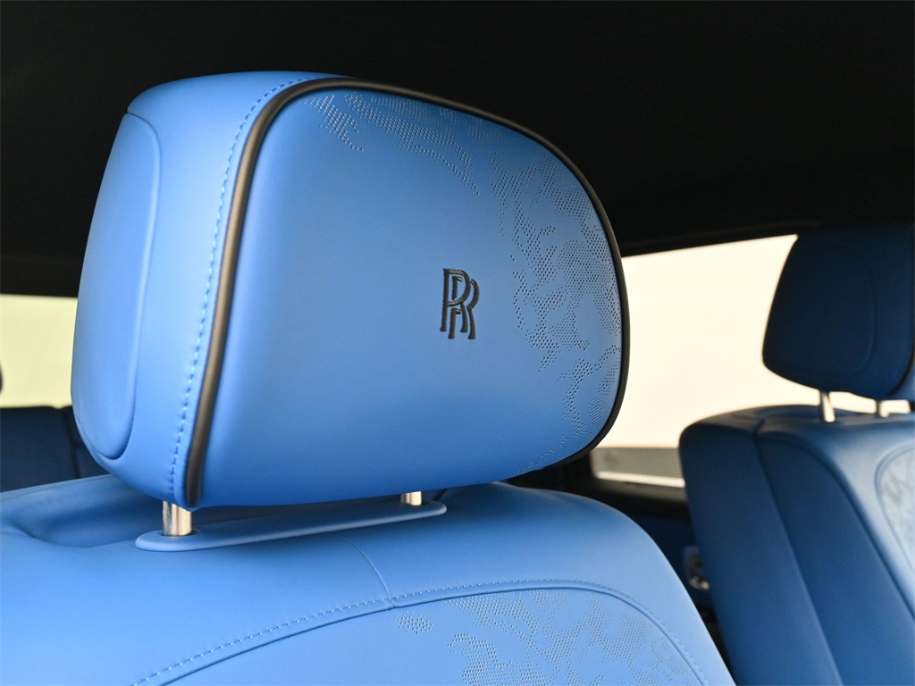 2025 Rolls Royce Cullinan RR photo 6