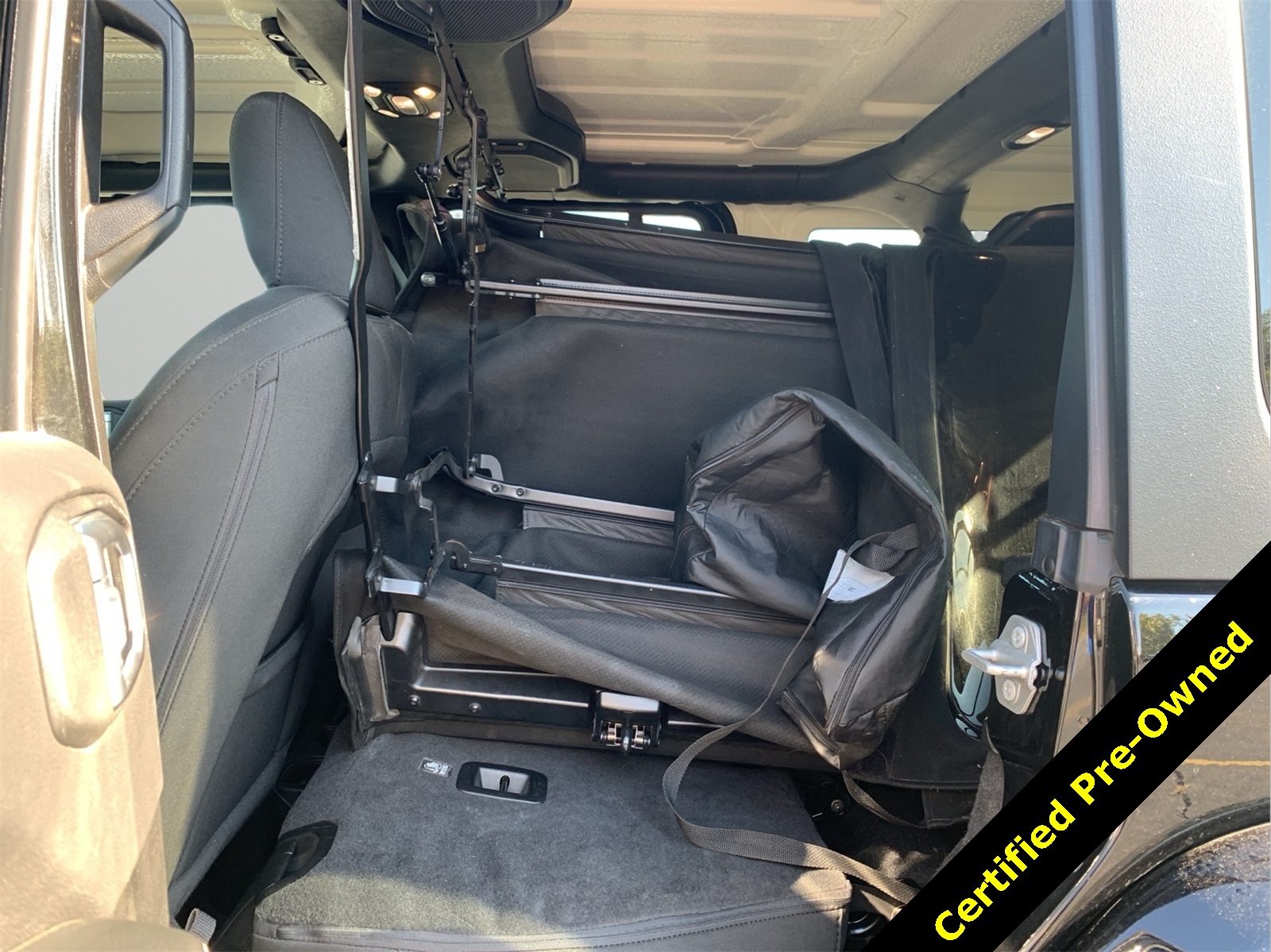 2021 Jeep Wrangler Unlimited Sahara photo 25