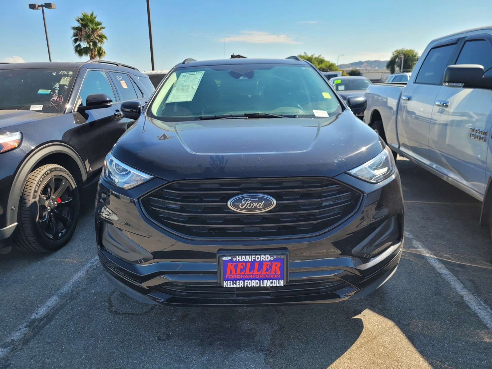2023 Ford Edge SE photo 2
