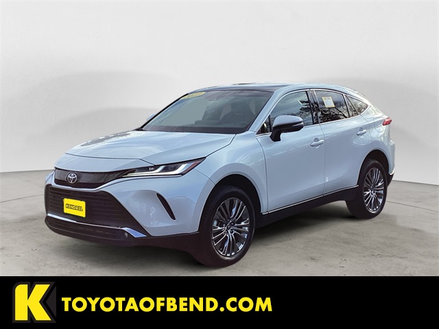 2023 Toyota Venza Limited's photo