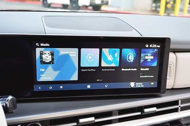 Used 2025 Red Hyundai SEL image 24