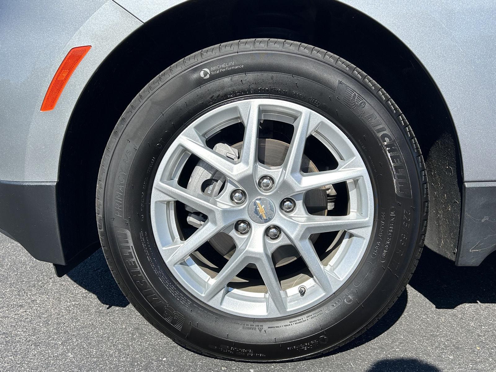 2024 Chevrolet Equinox LT photo 6